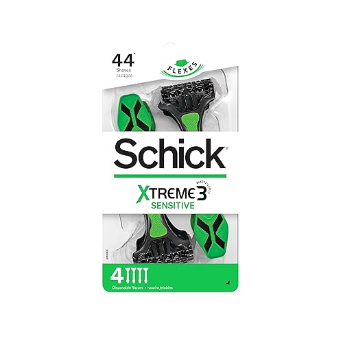 Schick Xtreme - Maquinillas de afeitar desechables de piel sensible para hombres 4 unidades paquete de 3 el embalaje puede variar
