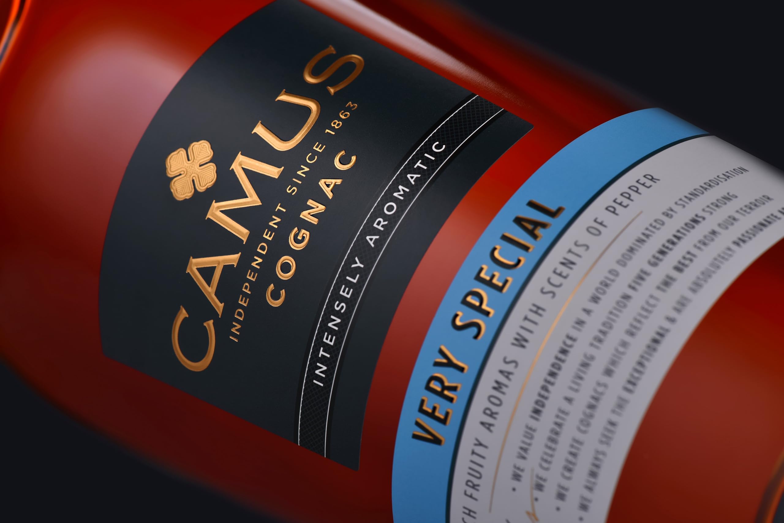 Camus Cognac VS Very Special 40% vol. 0.7 l Intensiv aromatischer Cognac aus Frankreich