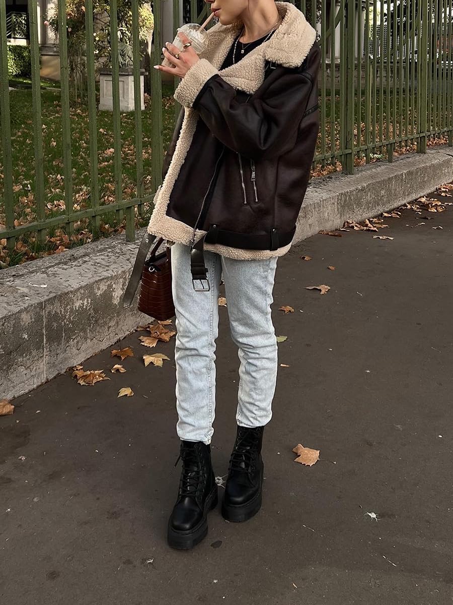 FeMereina Veste courte en cuir synthétique pour femme avec fermeture éclair et revers en fausse fourrure d'agneau
