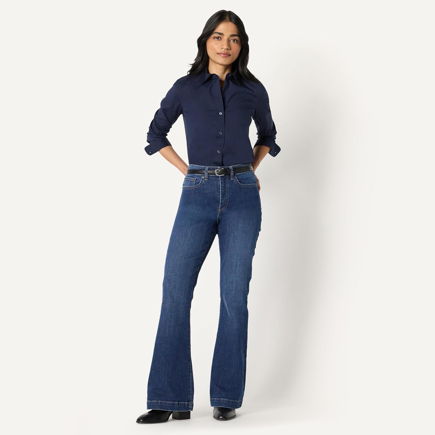 Amazon Essentials Women's Slim-Fit Stretch Poplin Button-Up Dress Shirt - Image 5