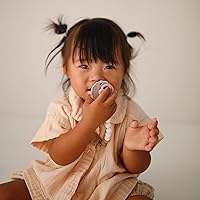 Vista 6 de FRIGG Daisy - Chupete de goma natural para bebés, hecho en Dinamarca, sin BPA (rosa bebé / lila suave, 0 - 6 meses), paquete de 2