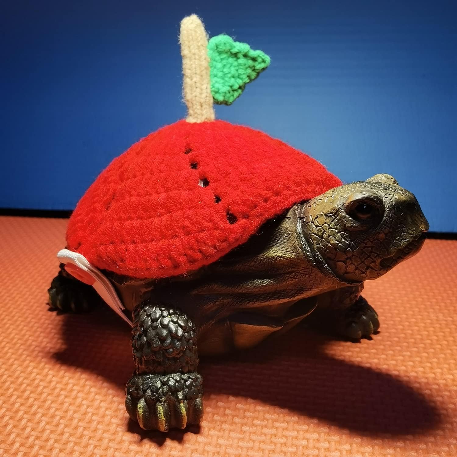 Custom Sweater for Turtle Pure Handmade Tortoise Sweater Small Animal Sweater with Adjustable Strap Halloween Cosplay Costume for Pet Tortoise Turtle (50-60cm,Apple)