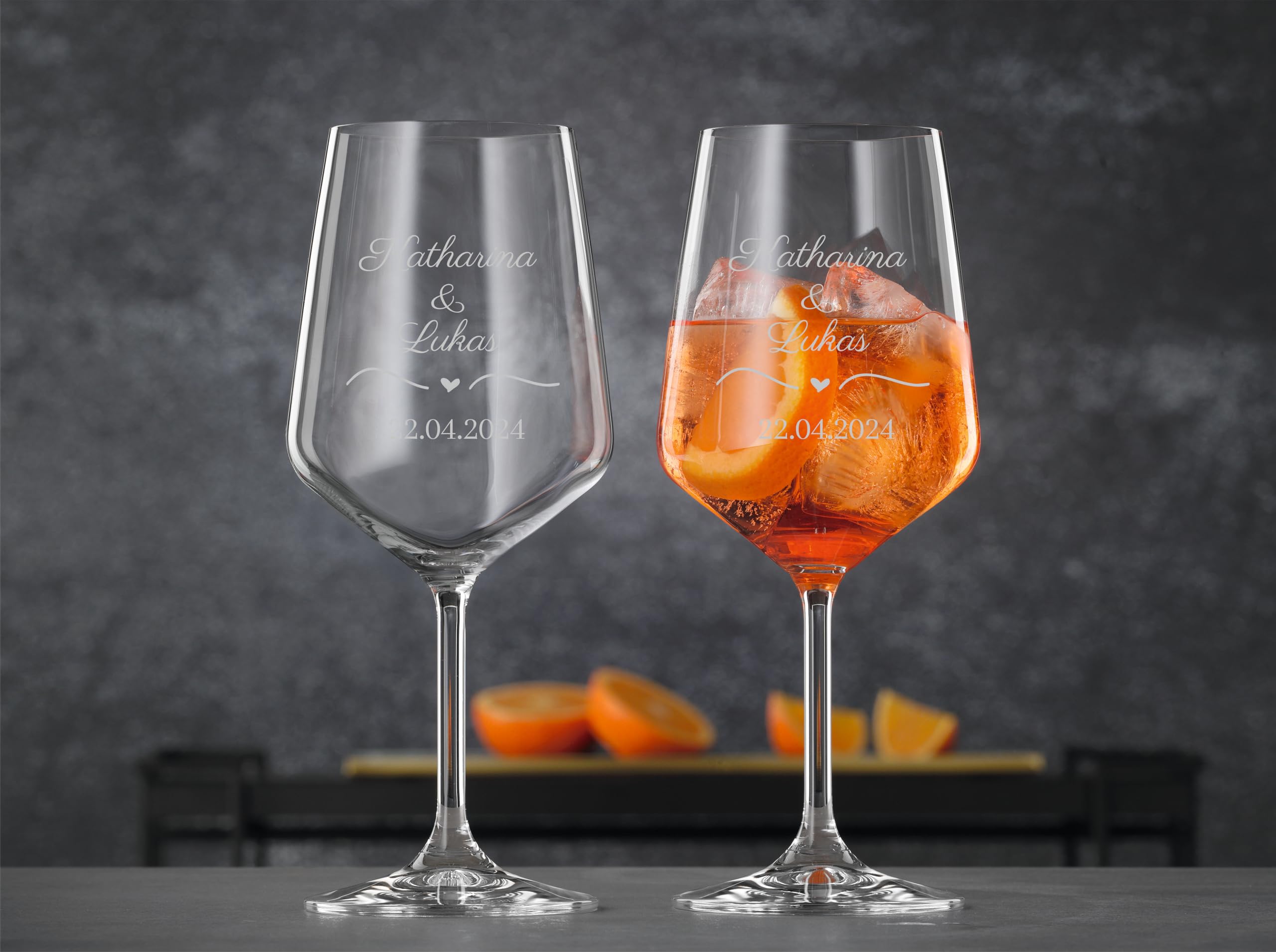 Weinglas 2er Set mit Gravur zur Hochzeit personalisiert mit Namen und Datum/individuelles Geschenk für Brautpaar, zur Verlobung/Jahrestag/Weingläser Spiegelau & Nachtmann Style