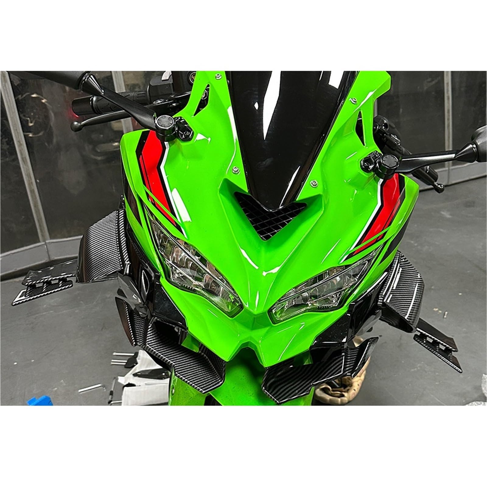 Front Bumper Splitter dachowy Pasuje do Kawasaki Ninja ZX4RR ZX4R 2025 Zestaw skrzydełek Winglet, spojler, osłona aerodynamiczna