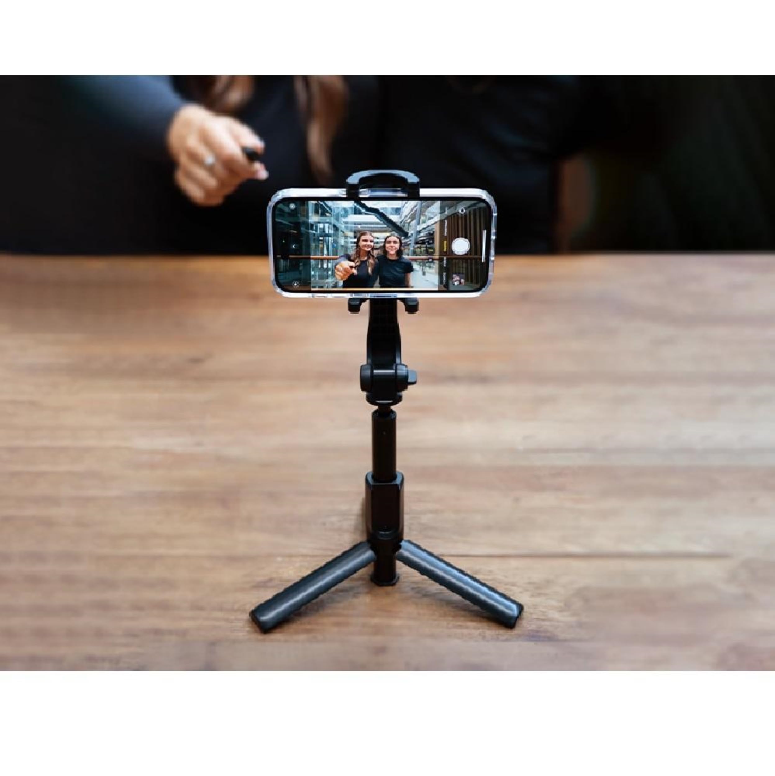 CYGNETT GoStick CY1735UNSES - Palo selfie Bluetooth y trípode - Negro CY1735UNSES, funcionalidad versátil, control de cámara Bluetooth, palo telescópico - 62 cm
