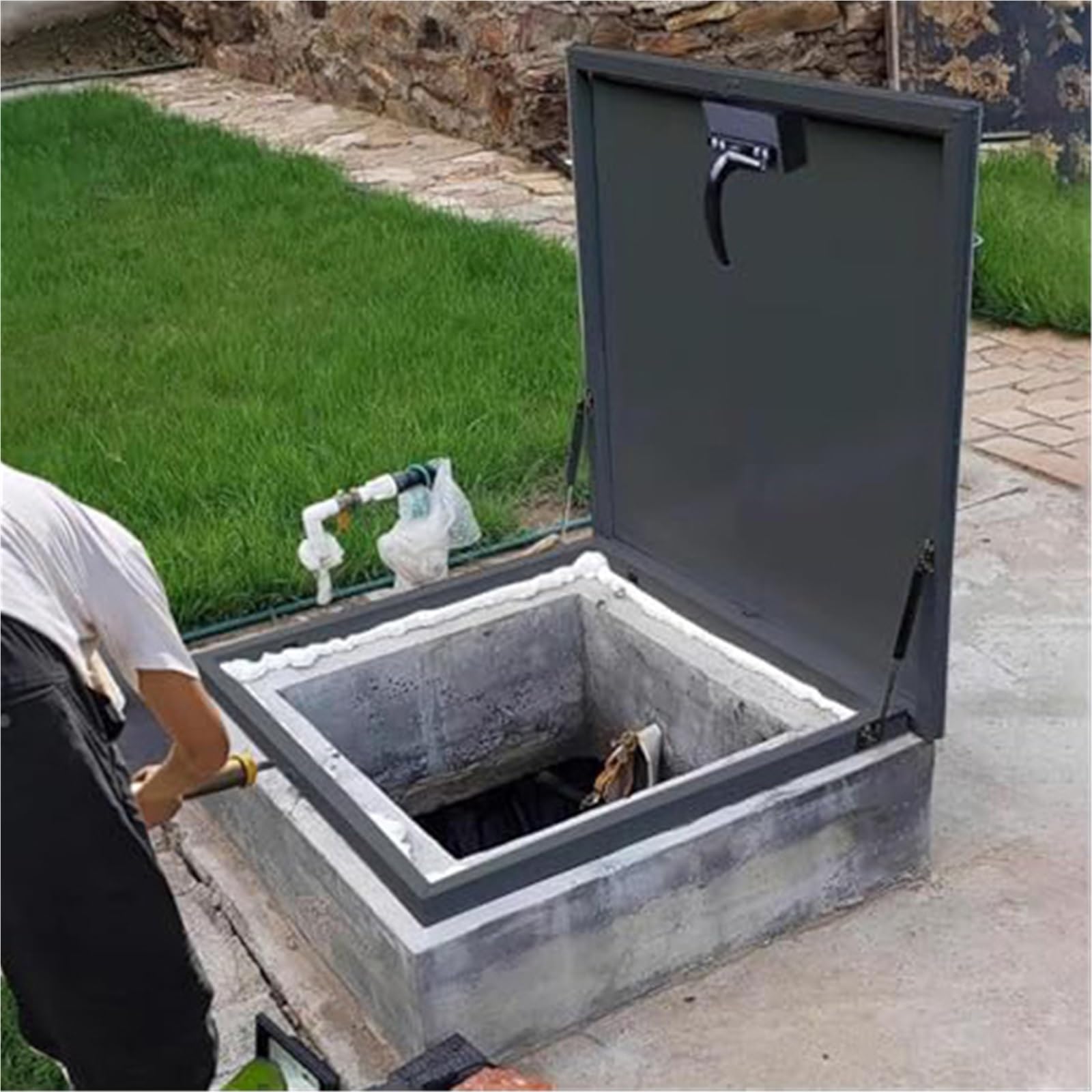 Ventilación de techo y sótano con placa de metal galvanizado negro 1