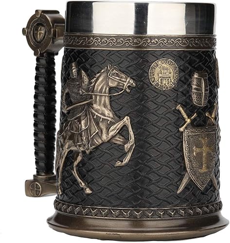 Miniatura 4 de Veronese Design 5.75 pulgadas 0.5 L Crusader And Saladin Templar Sigil Beer Stein con vaso de acero inoxidable escultura taza estatuilla taza