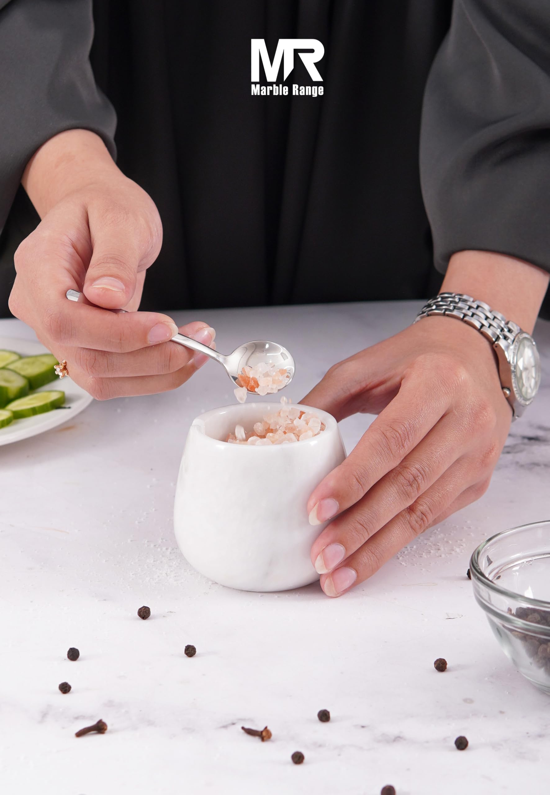 Salière en marbre avec couvercle 8,9 cm - Blanc - Récipient d'assaisonnement fait à la main pour le rangement de la cuisine - Idéal pour sucrier, pot à épices et salière pour table de cuisine