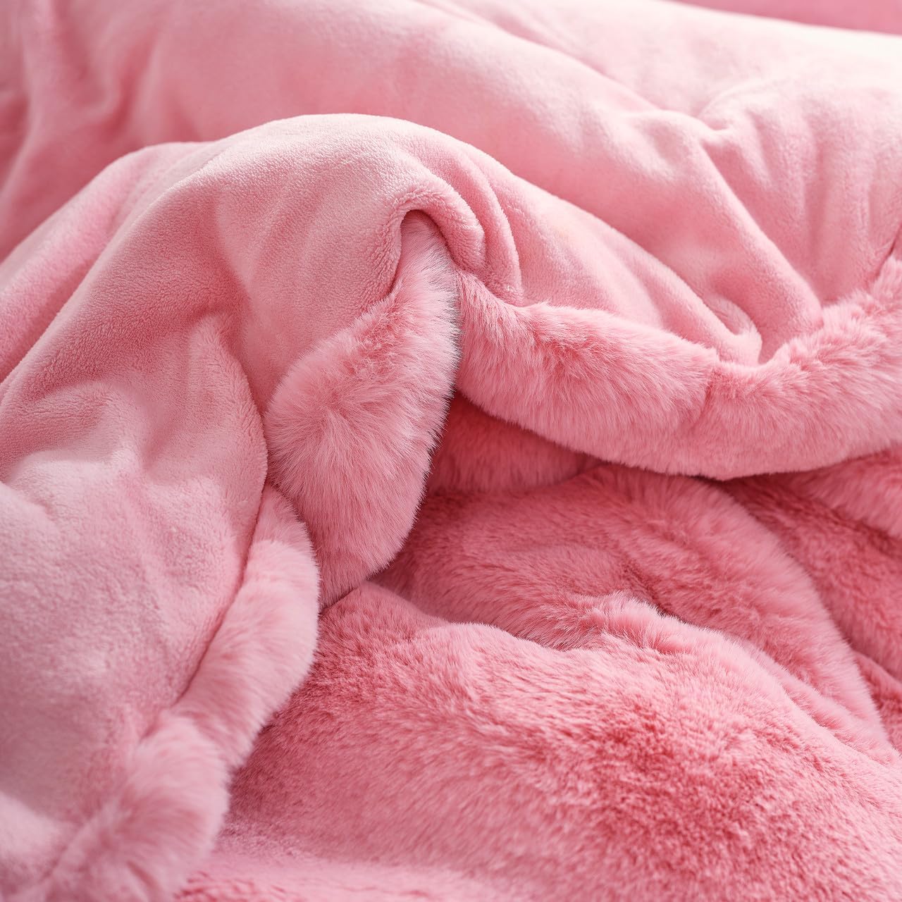Coma Inducer Snowball Giant Oversized Queen Comforter Set - Bubblegum