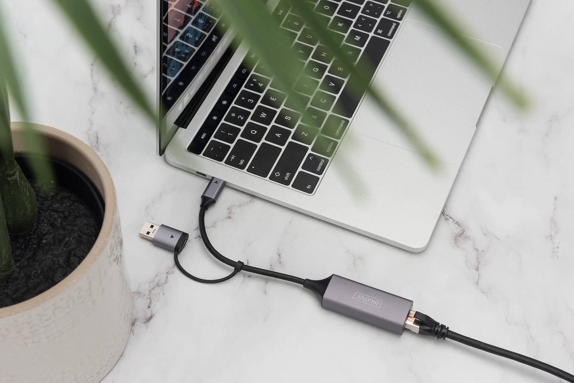 DIGITUS Adapter sieciowy USB - 2,5 Gbit/s - RJ45 do USB-C 3.1 - wraz z adapterem typu A - pełny dupleks - Auto MDI-X - szary