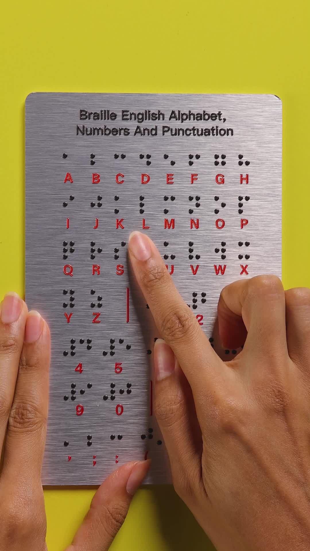 Angoily Tableau alphabet en bois pour aveugles - Outils d'apprentissage pour garçons et filles