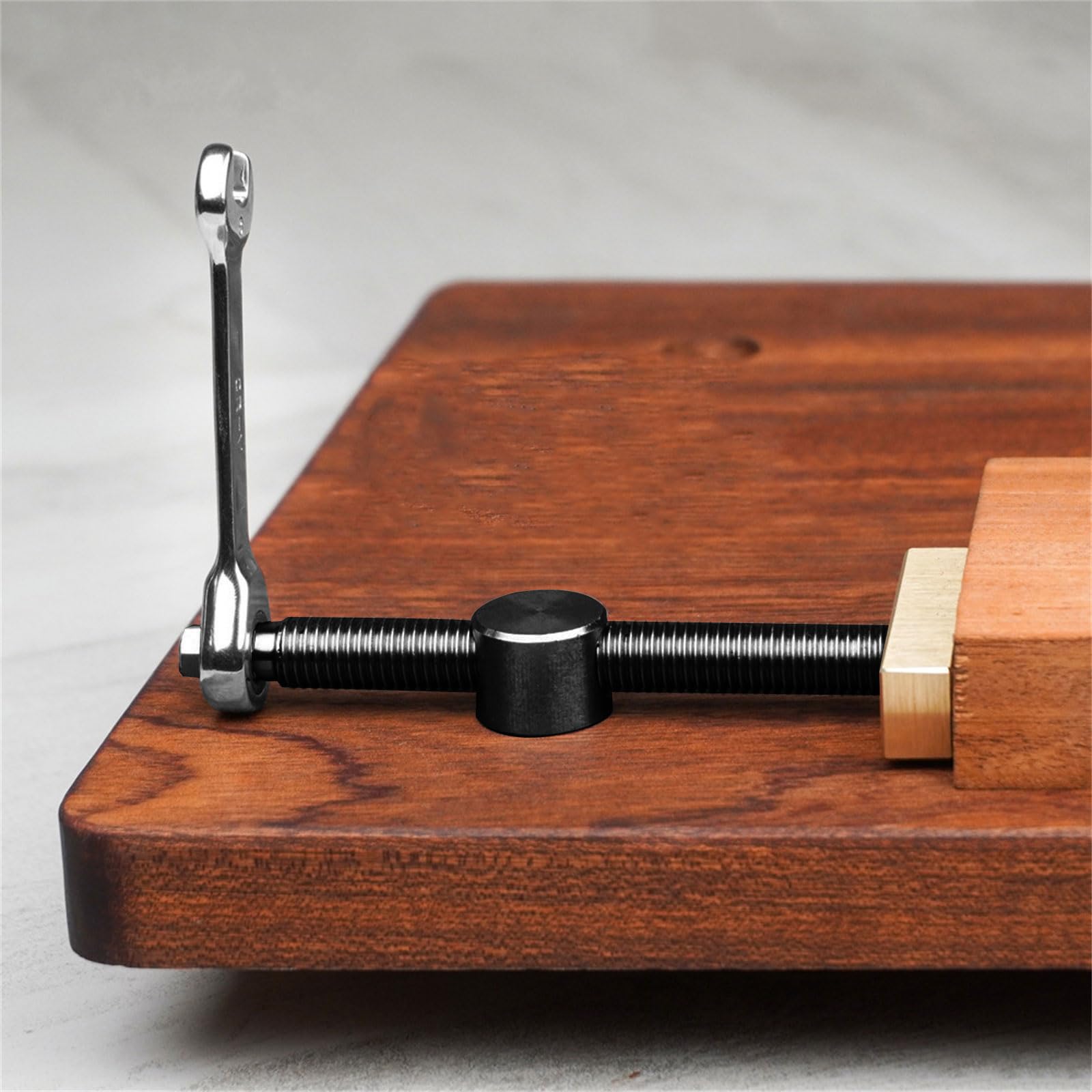 EINCORN Woodworking Vise Featuring 360 Degree Rotating Base Heavy Duty Vise Simple Installation for Professional & Use