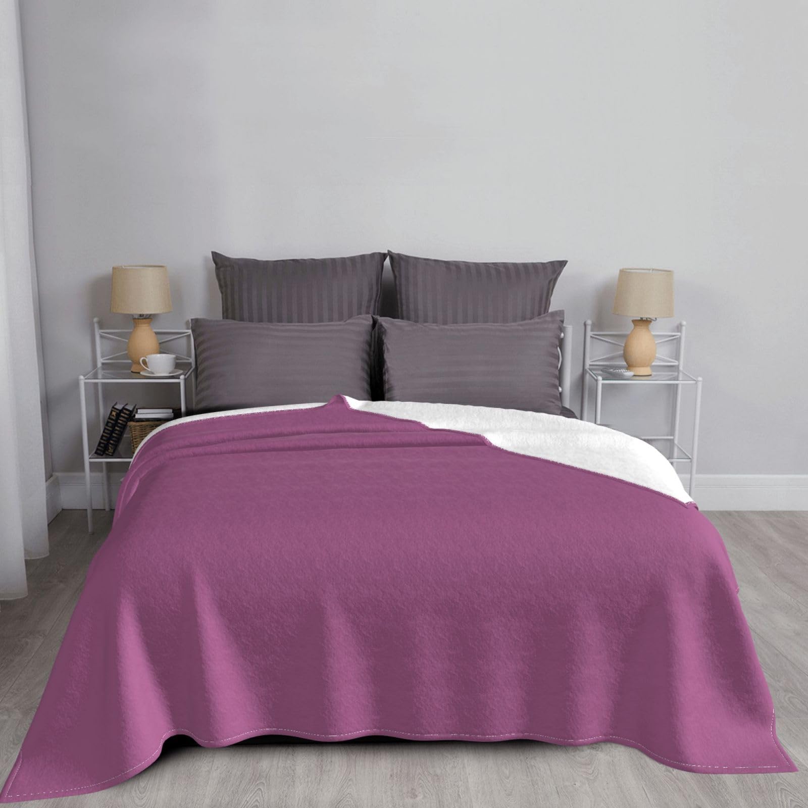 Manta de viaje portátil de 80 x 60 pulgadas, suave, resistente a las arrugas, plegable, color sólido, estampado rojo uva