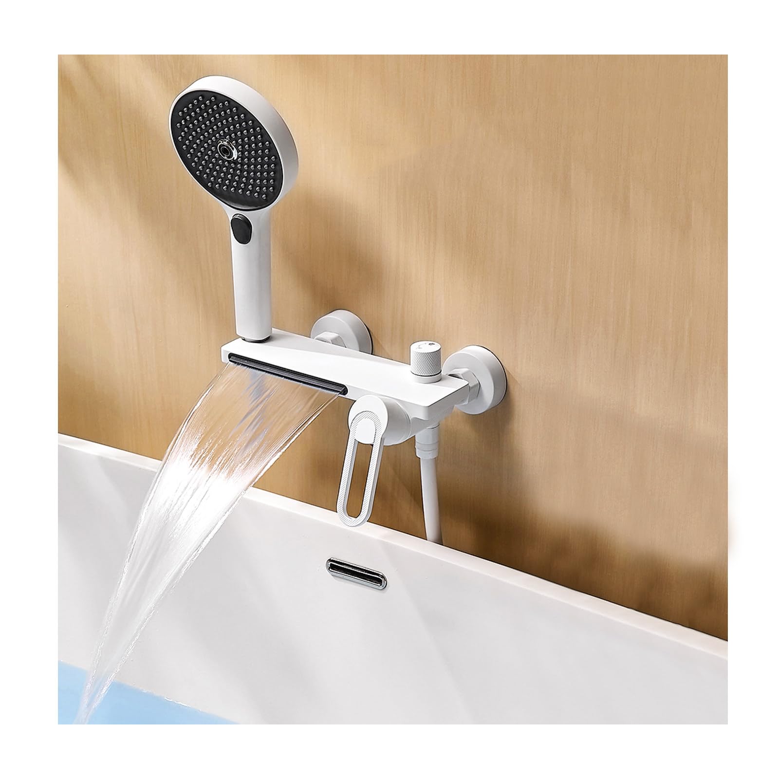 Bec de baignoire en cascade pour un bain relaxant comme au spa