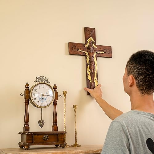 Miniatura 7 de BGCOPPER Crucifijo de pared de crucifijo de la Santísima Trinidad, cruz de Cristo Jesús para pared con gancho, cruz de madera hecha a mano para