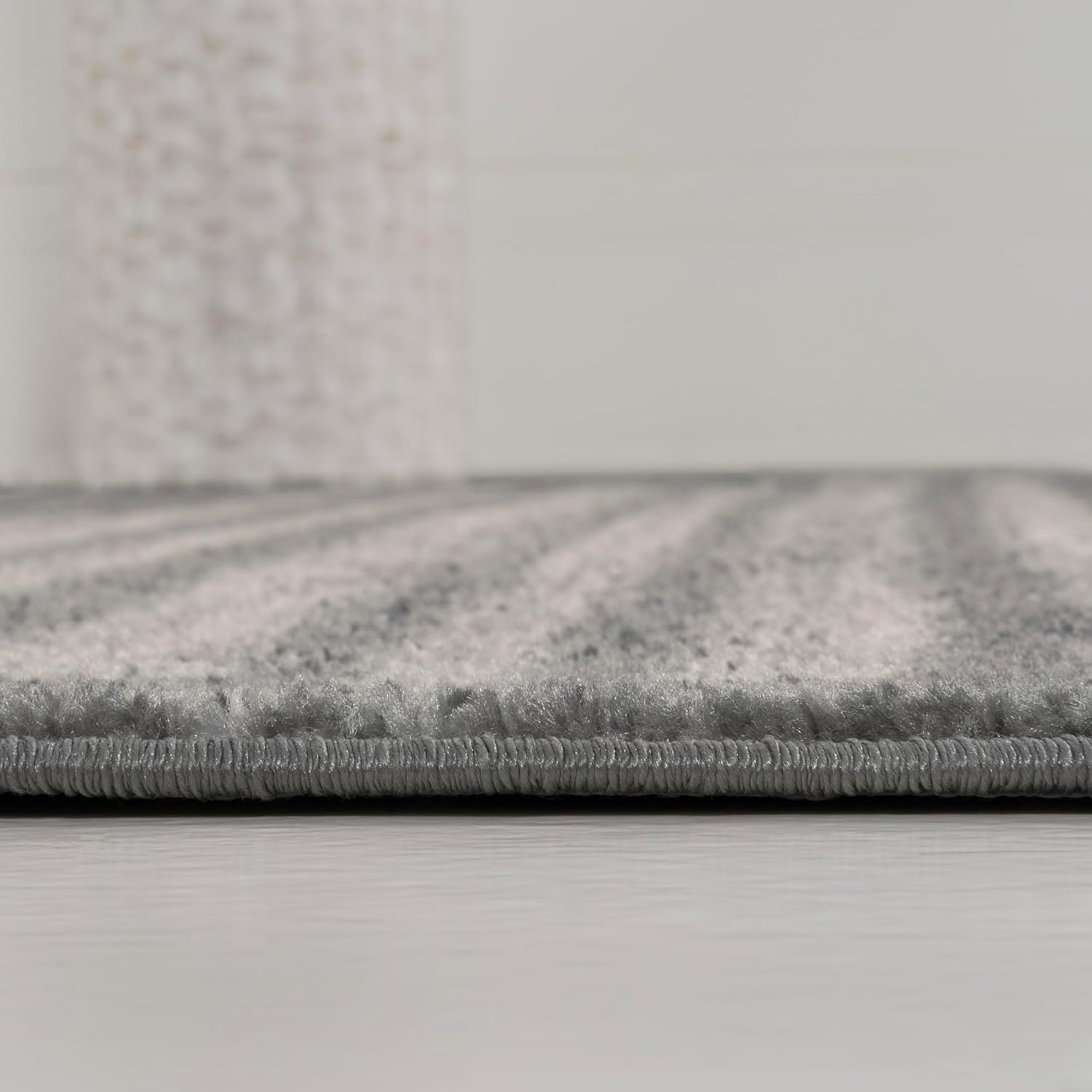 JONATHAN Y Khalil Modern Berber Stripe Gray/Cream Indoor Area Rug, 8x10, Contemporary, Bohemian, Easy-Cleaning for Living Room, Bedroom, Kitchen, Pet Friendly, Non-Shedding (MOH207G-8)