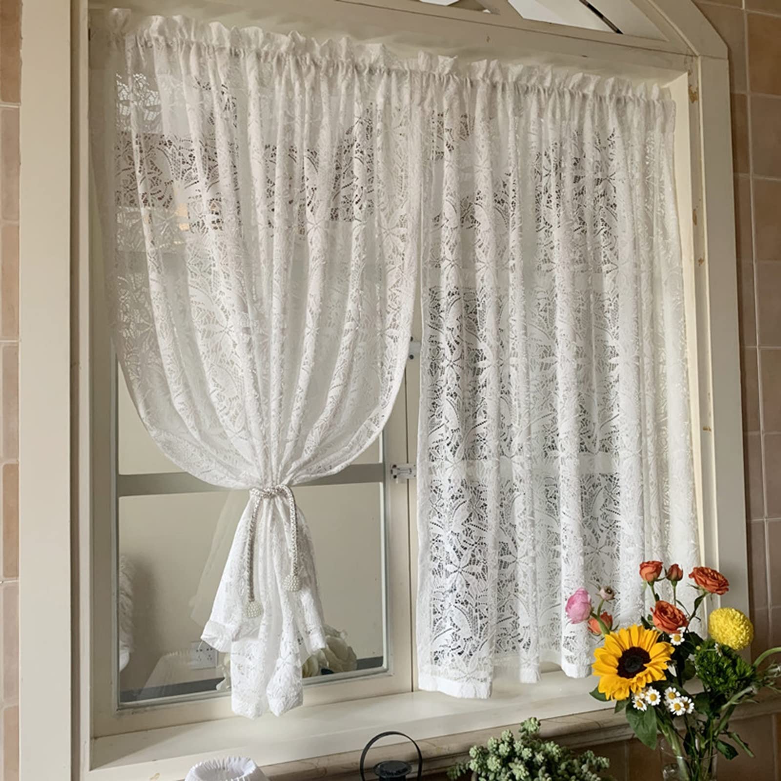 Cortina de cenefa de encaje para cocina: dale un toque nórdico y luminoso a tus ventanas de hogar