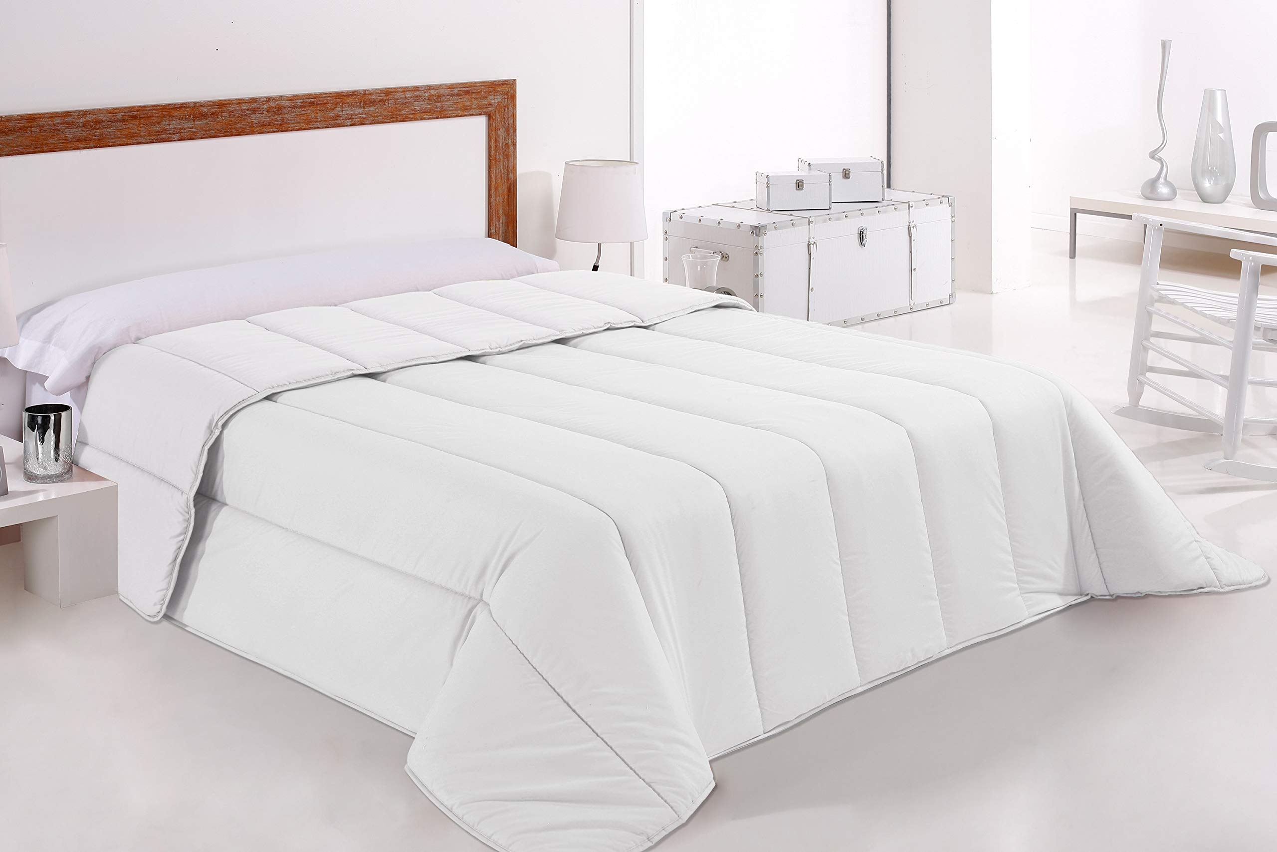 Belnou Edredon Relleno Nordico Tacto Pluma. Blanco Liso. Microfibra y Fibra Hueca. Grueso Blando Comodo Ligero. Diseño y Calidad. Seda 400 gr. 240x220 cm Cama 150/160 cm