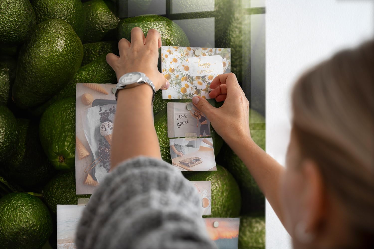 Menú y Pizarra Magnética para Restaurantes y Cafeterías 90x60 Palta | Tablero Imantado | Cristal Templado | Mural de Pared | Placa de Acero | Cartelera Informativa | Organizador de Tareas