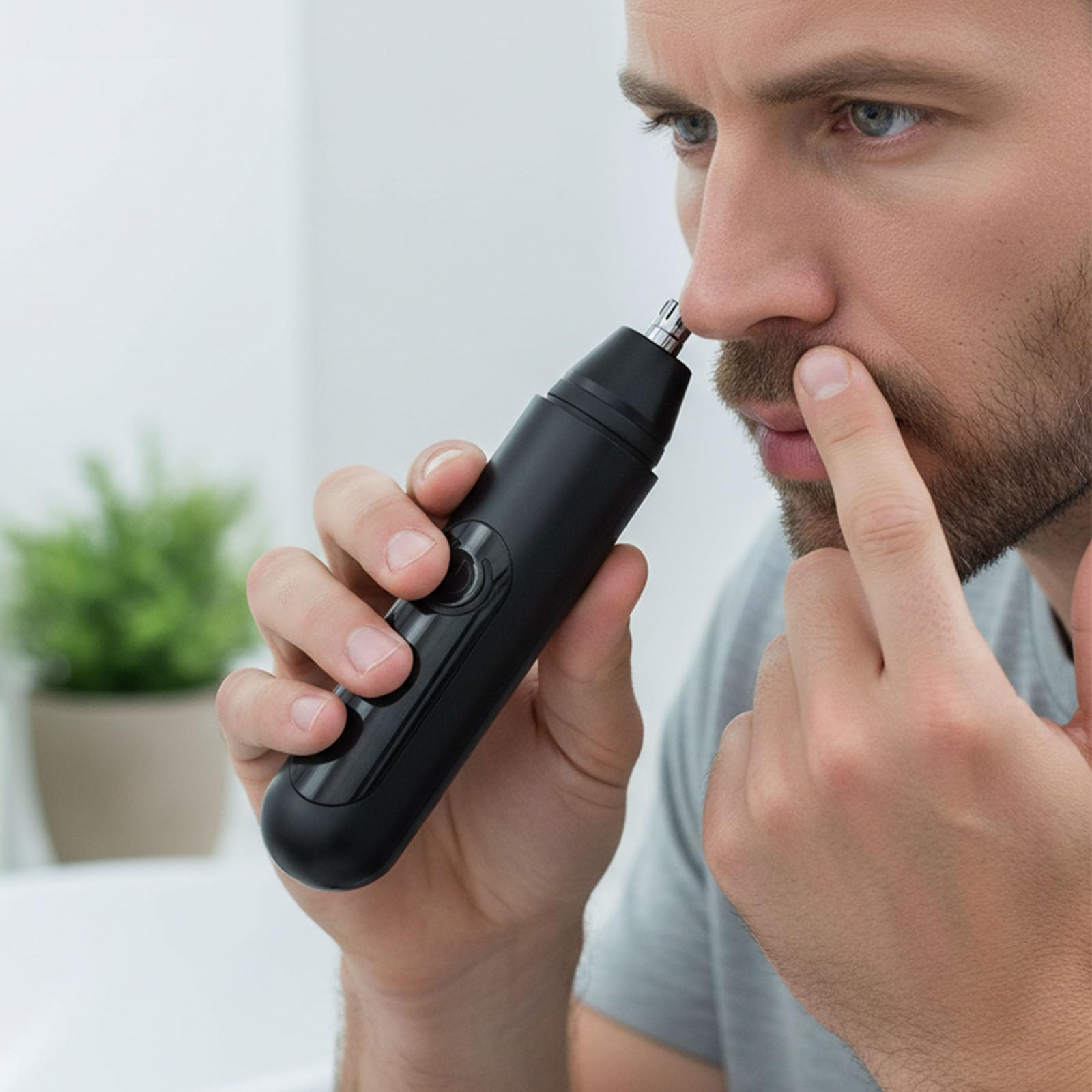 Mr Bold Nose Hair Trimmer with 360° Blade System