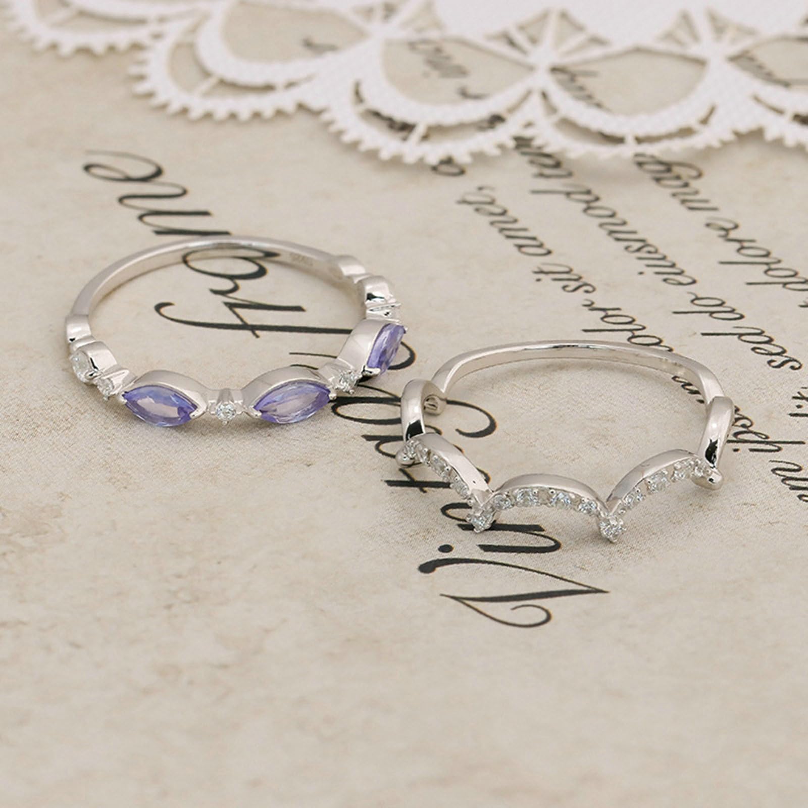 Anello Nuziale, Set di 2 pezzi per la fede nuziale Elegant Women con granato/Tanzanite/Topazio creato in 9K/14K/18K Oro da Donna