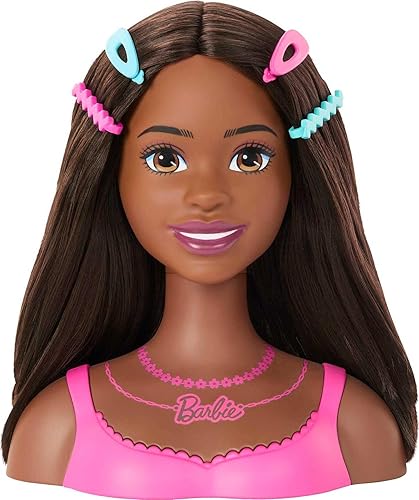 Miniatura 6 de Barbie Cabeza de estilo de muñeca, cabello castaño con 20 accesorios coloridos, cabeza de muñeca para peinar el cabello