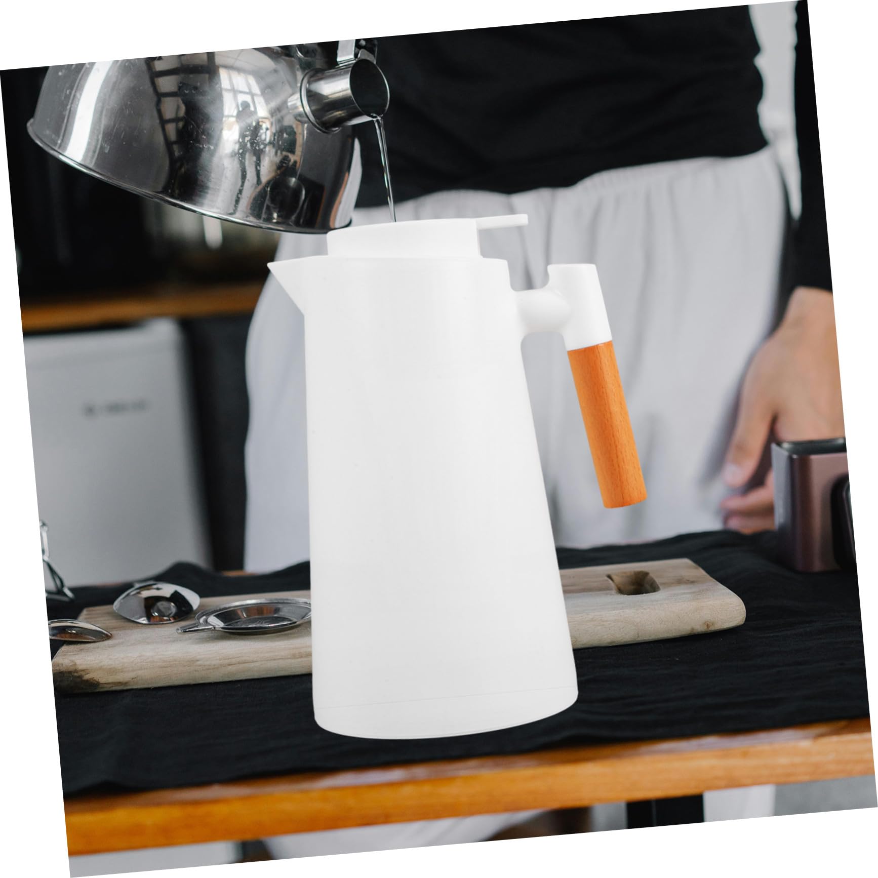 Botella Térmica de Vidrio con Aislamiento para Bebidas Calientes y Frías Pequeña Tetera Portátil para Hogar con Asa de Madera y Tapa de Fácil de Usar