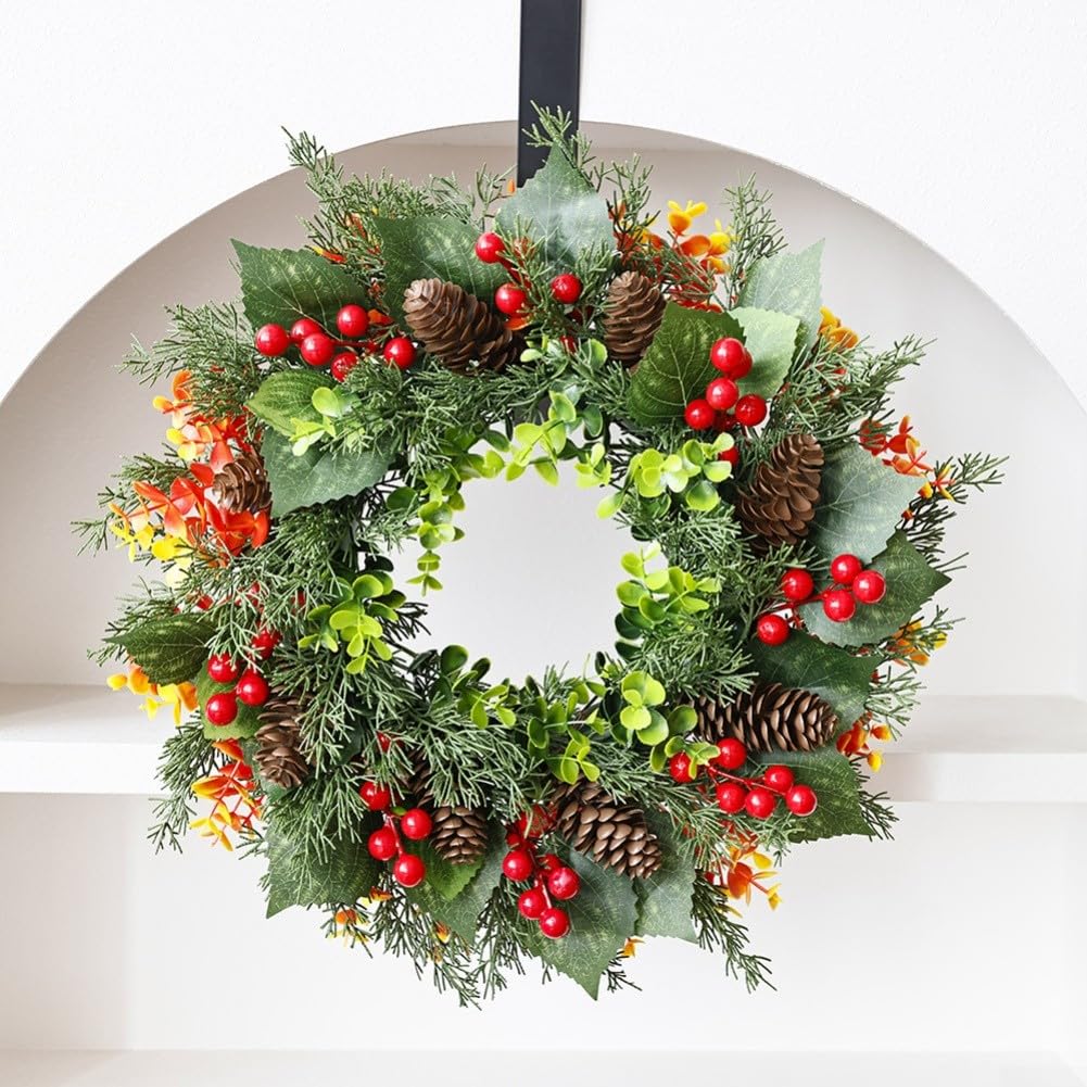 Zoegneer Corona de Navidad artificial de 40 cm con piñas y bayas rojas para decoración de vacaciones en interiores y exteriores, adorno de pared para puerta de casa, oficina, temporada de invierno