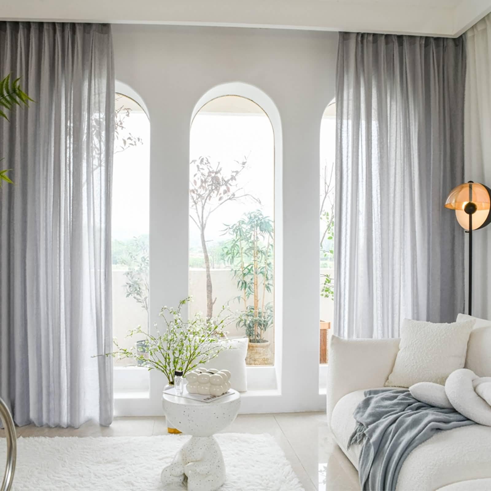 Cortina gris para ventana con tejido de poliéster esponjoso para suavizar la luz natural