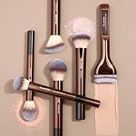 MAANGE 14 PCS Makeup Brushes Professional Make Up Brushes Premium Synthetic Powder Concealers Brushes Travel Makeup Brush Set with Case (Coffee)