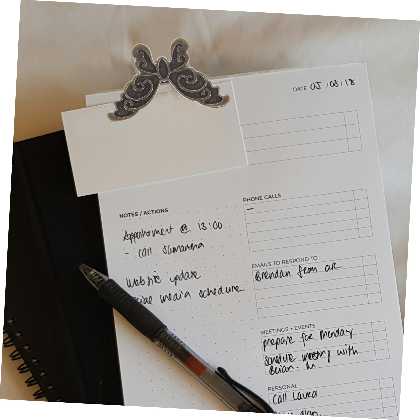 NUOBESTY 20pezzi Graffette Decorative Per Ufficio Clip Per Documenti Multifunzionali Stile Farfalla Per Organizzare Foto Biglietti e Materiale Cartaceo Design Elegante e Pratico