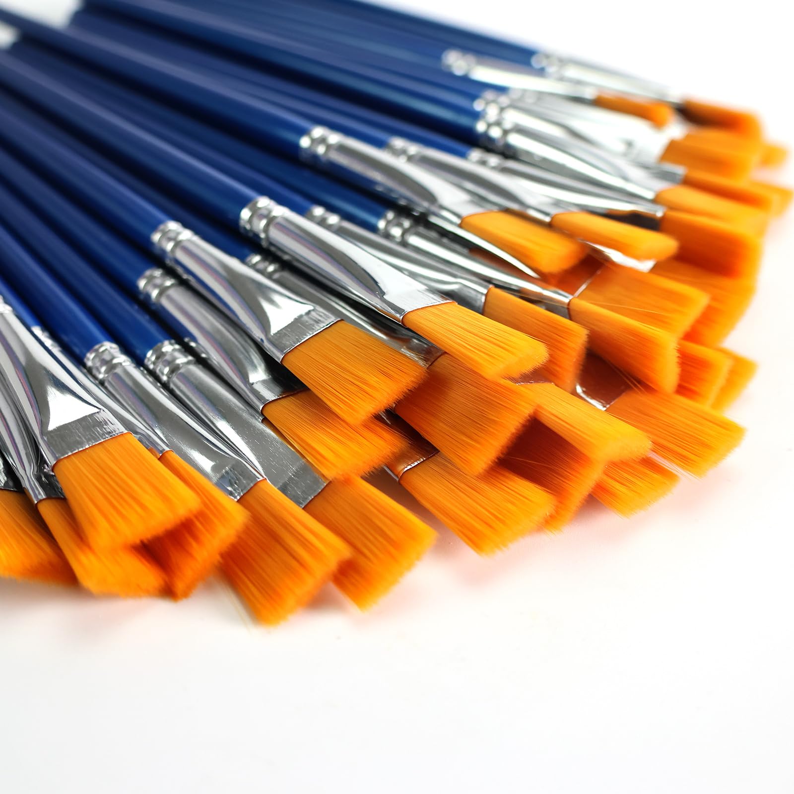 GACDR Pinceles planos de 1,27 cm para pintura acrílica, paquete de 40 pinceles pequeños a granel con mango de madera para acrílico, acuarela, óleo, manualidades, arte facial y corporal