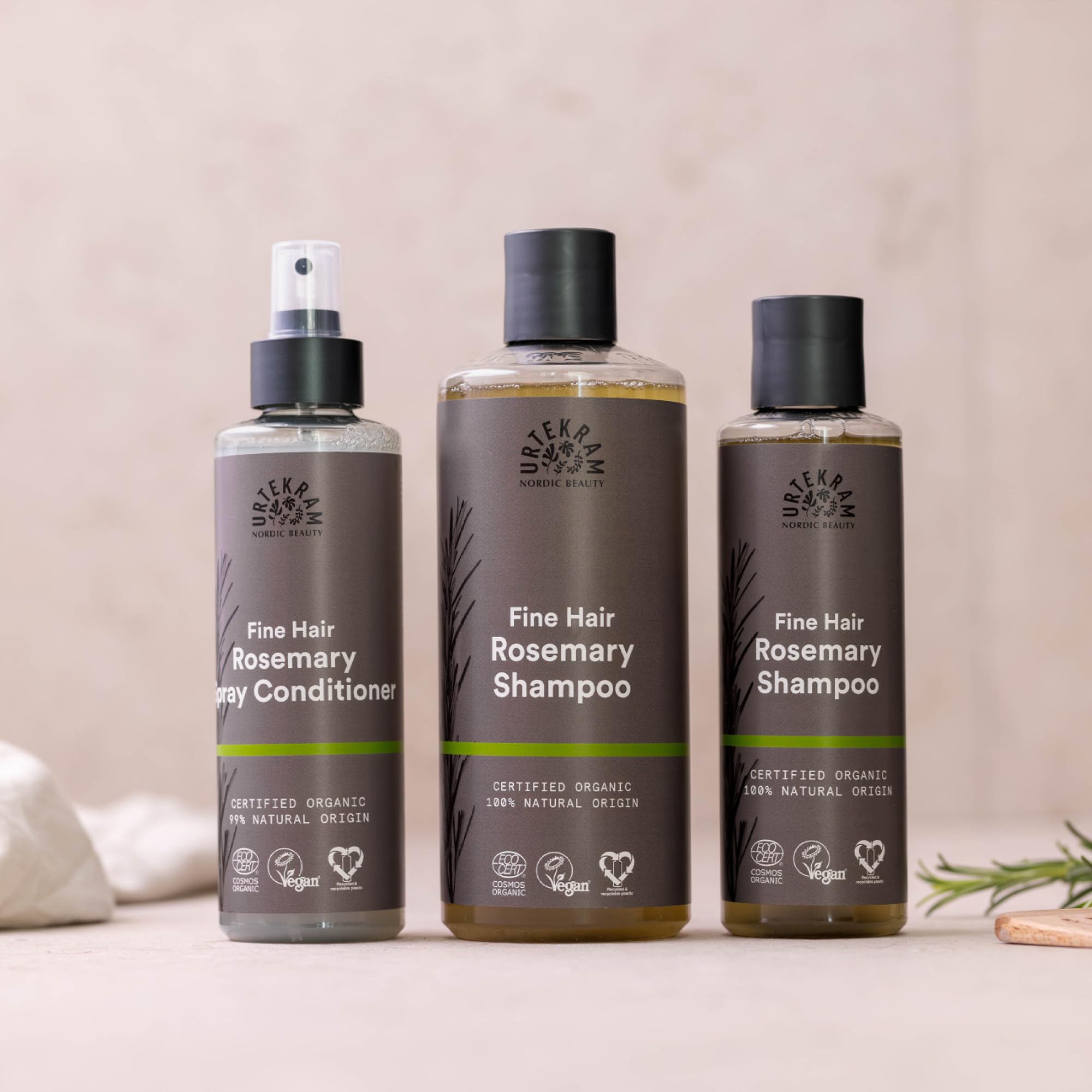 Urtekram Shampoo al Rosmarino per Capelli Fini - Shampoo Certificato Biologico Vegan, Formula Nutriente e Rinforzante, Aloe Vera e Glicerina per Capelli Sani e Voluminosi, 500 ml (Confezione da 1)