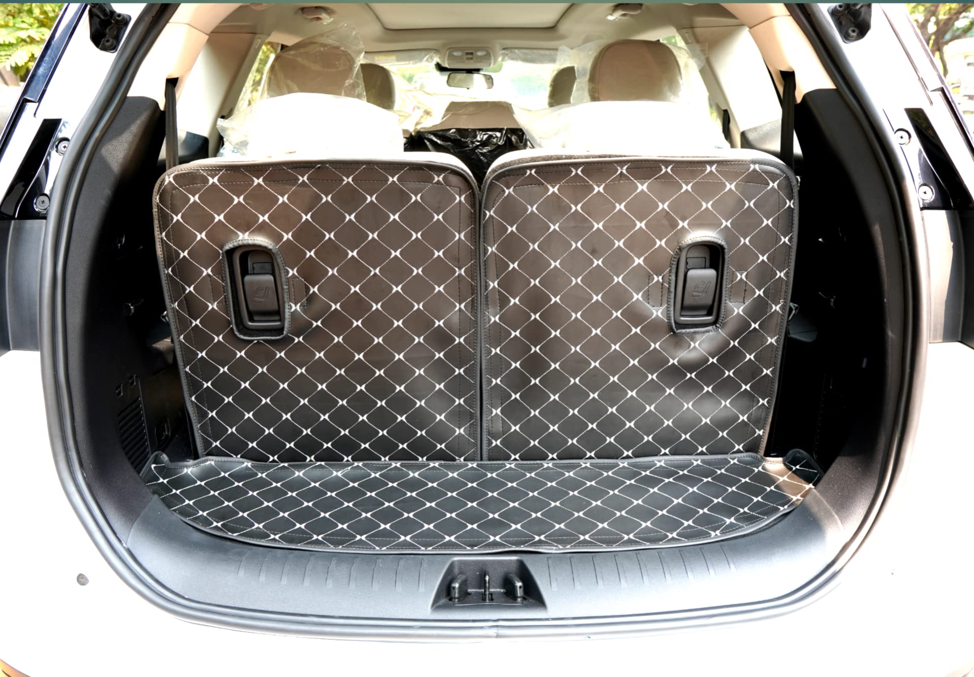 TF tru FIT Pvc Luxury Tailor Made Primium Car Dicky/Boot/Trunk Mat For Mahindra Xuv700 7-Seater | Black