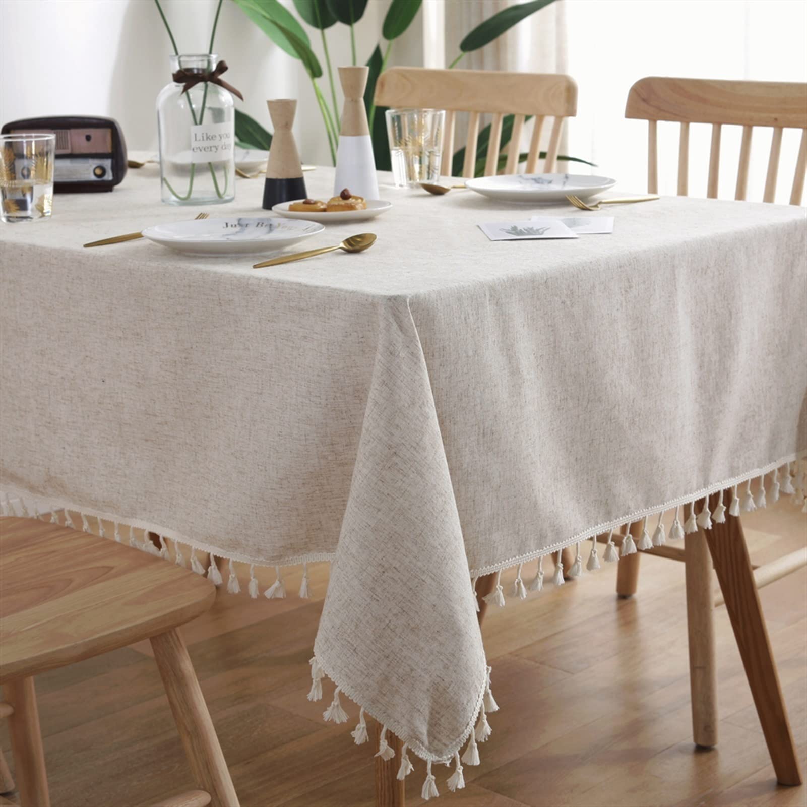 Nappe en lin rectangulaire anti-poussière pour sublimer une table de mariage