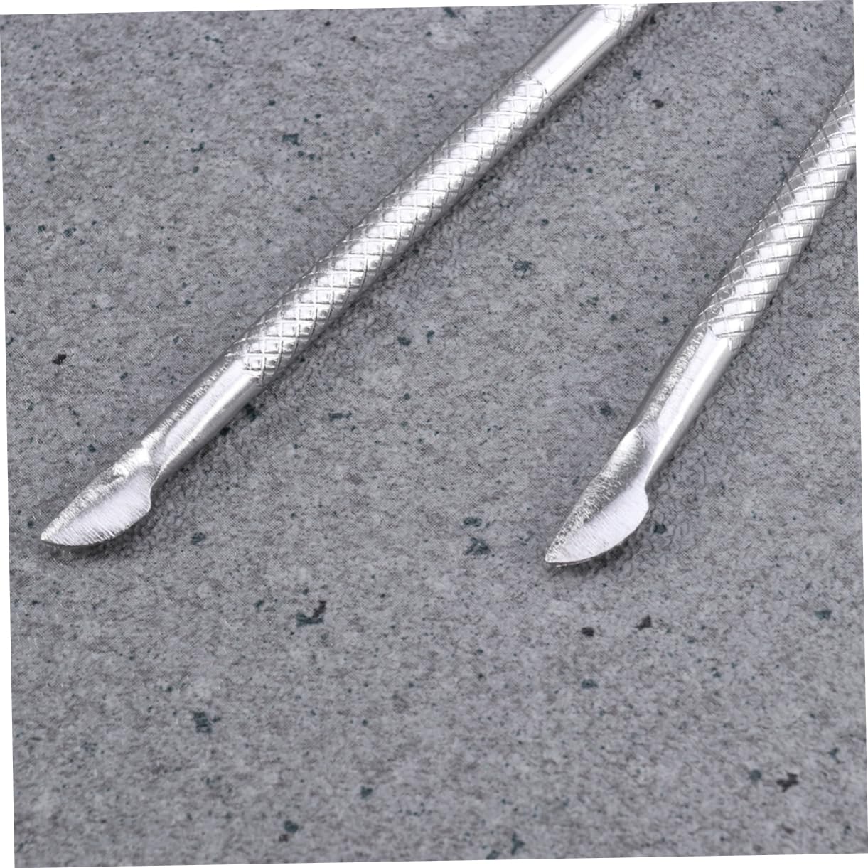 HAPINARY 2-piece Cuticle Manicure Kit Nail Cuticle Pusher Cleaner Stainless Steel Nail Remover Spoon for Polish Application