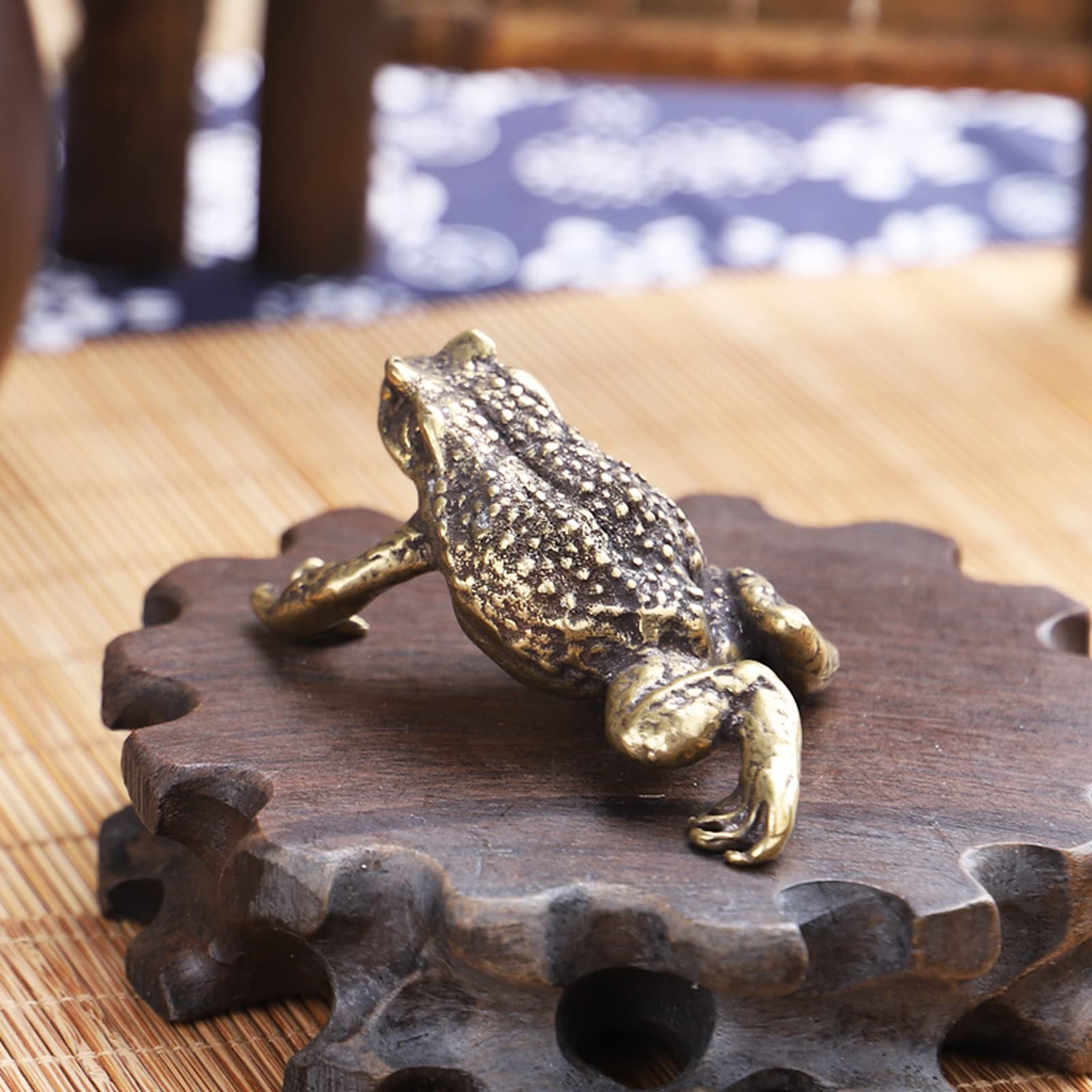 NGDFGR Copper Toad Figurines Crafts,Metal Brass Feng Shui Money Frog Statue,Tea Pet Table Ornament Home Sand Table Decor Accessories Study Paperweight