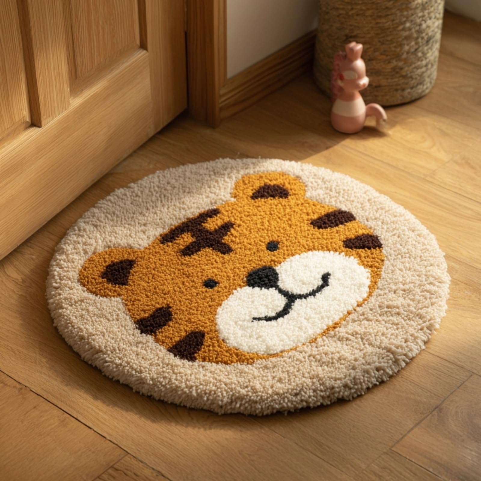 WallustrioaW 3D Latch Hook Rug Kit,Cartoon Tiger,DIY Latch Hook Kit Rug Making Crafts for Kids and Adults,Embroidery Carpet Cushion with Sewing Tool,50x50cm