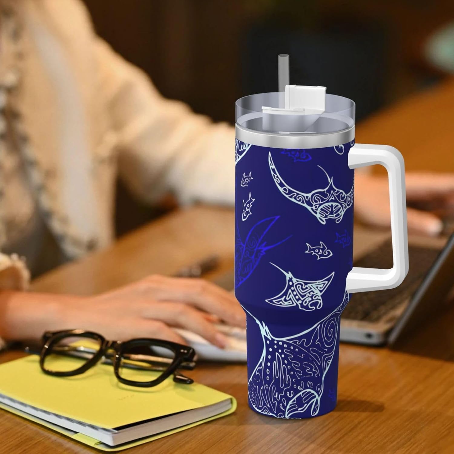 40 OZ Manta Ray and Fish Print Ice Bully Cup with Handle Straw Lid Straw,Stainless Steel Tumbler Coffee Cup