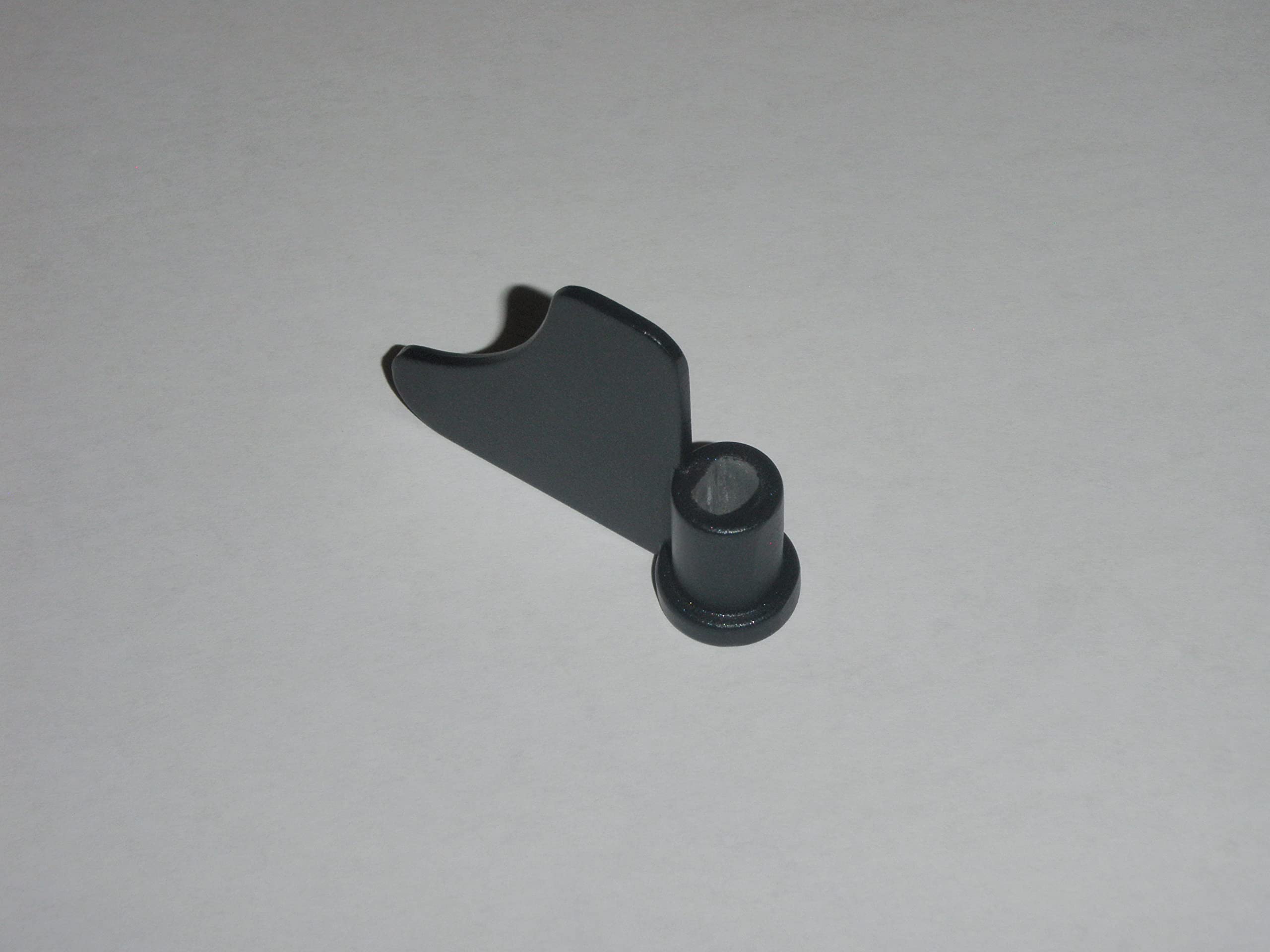 Paddle for Shaft with 1 Flat Side in West Bend Breadmaker Model 47413BK43 only
