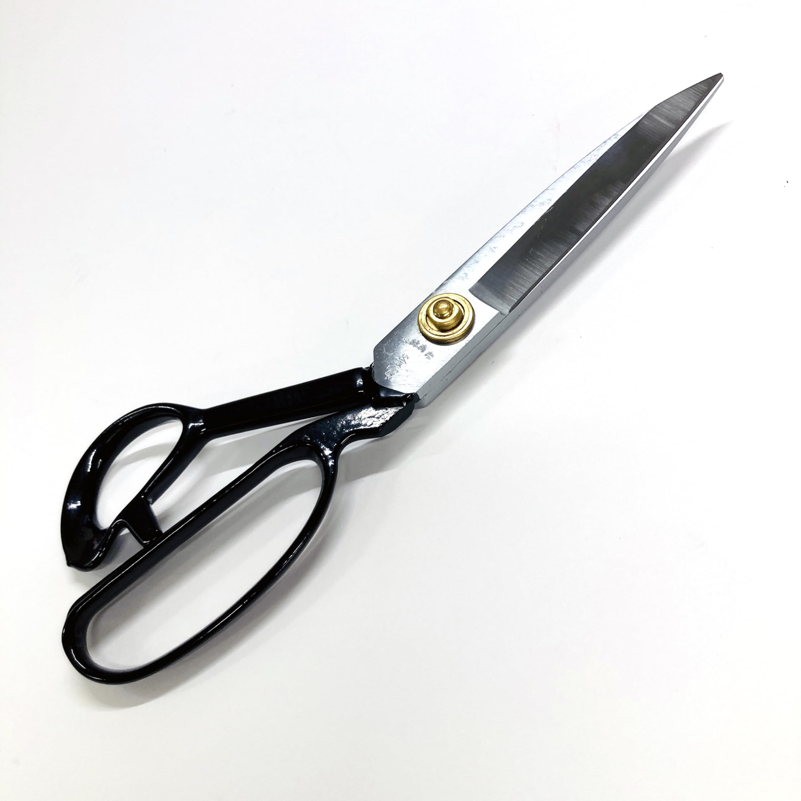 Amazon.co.jp: 釜城 (鋼付) ラシャ切鋏 240mm 裁ち鋏 洋裁鋏 : ホビー
