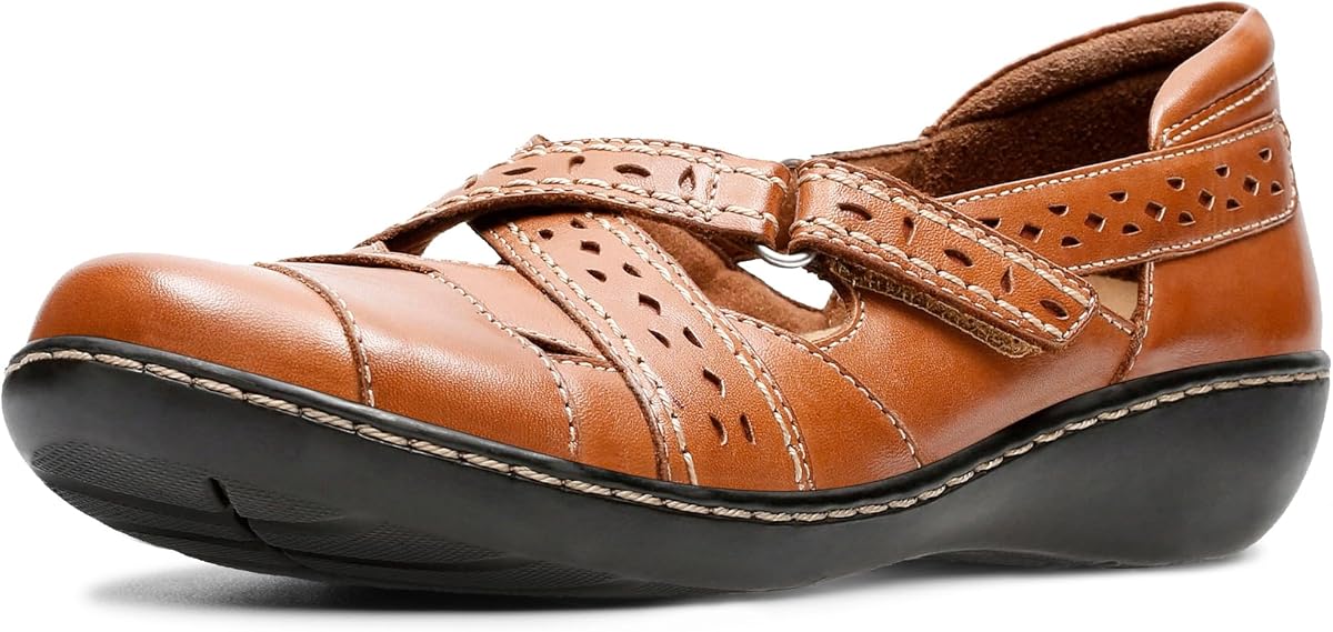 Clarks Women's Ashland Spin Q