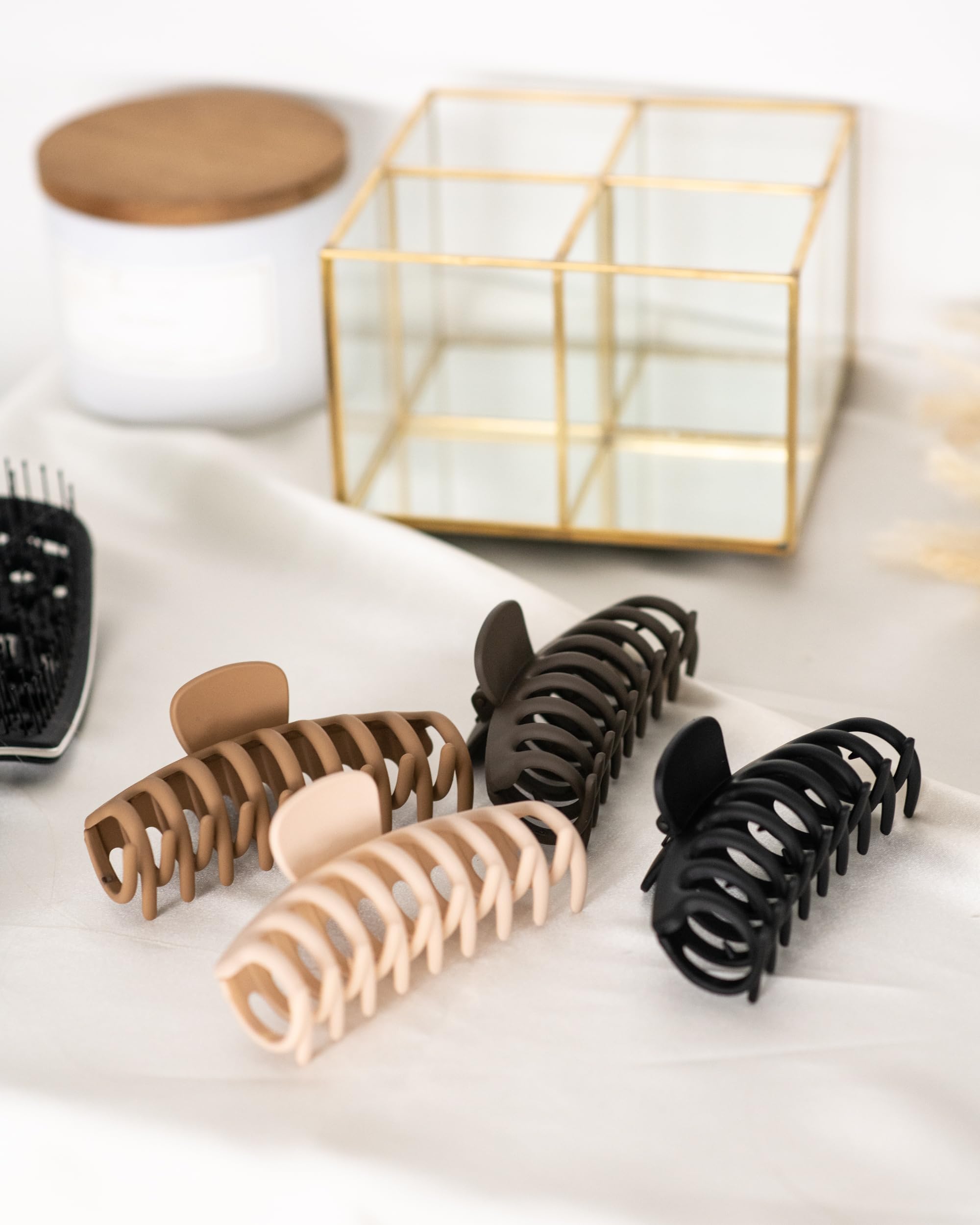 FRAMAR Fermagli Per Capelli Grandi - Fermagli Per Capelli da Donna, Fermagli Per Artigli Extra Grandi Per Capelli Spessi, Neutra, Finitura Opaca Antiscivolo - Confezione da 4