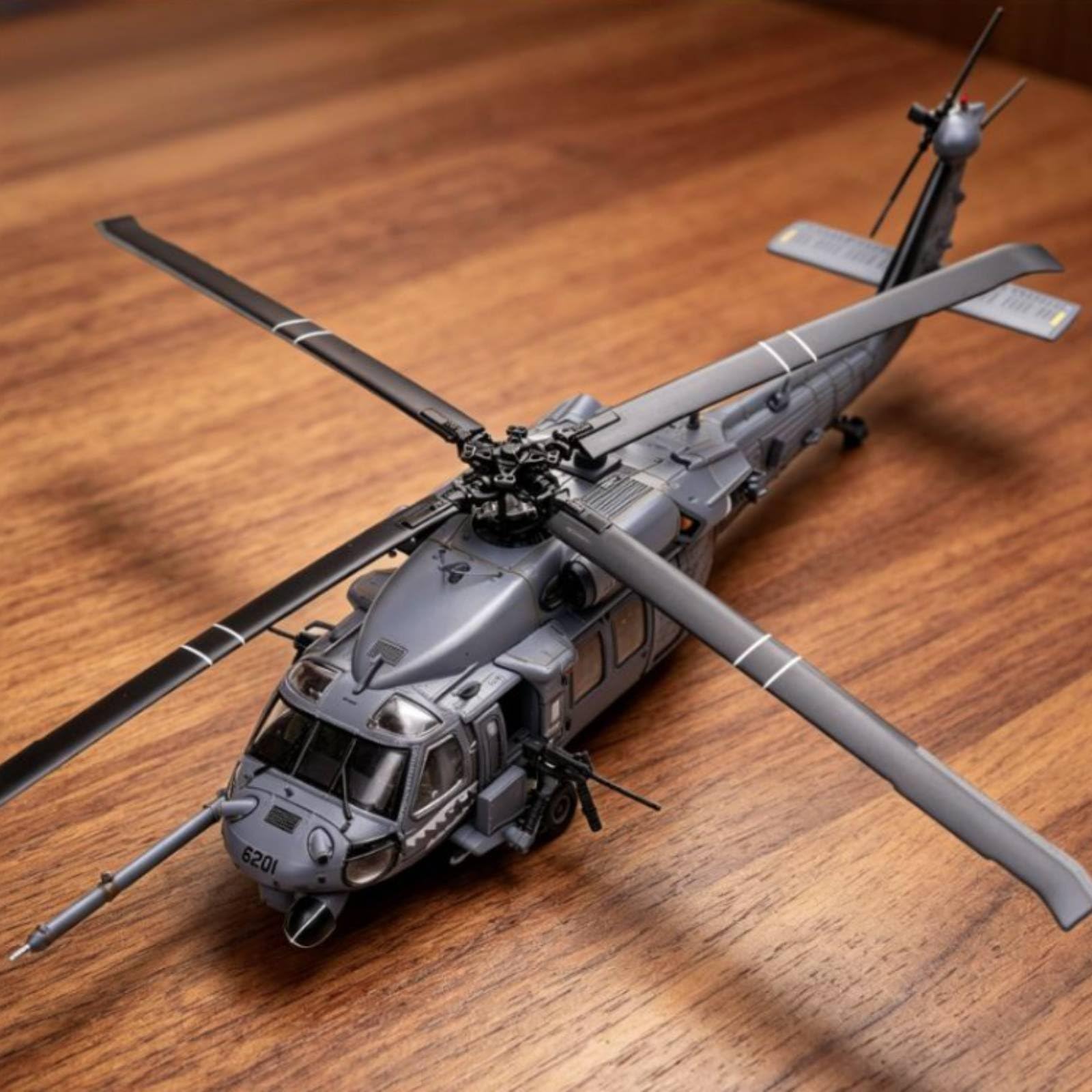Aereo Elicottero Modellino Miniatura Collezione Dettagli in Lega con Supporto Adatta per Vetrina Collezionisti Modellismo Ufficio Regali