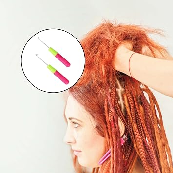 2pcs Plastic Handle Crochet Needle Hook,Crochet Needle Hair,Latch Hook Crochet Needle for Kids Adults Braid Hair,Hair Braiding Micro Braids,Hair Extension,Feather and Dreadlock Beads