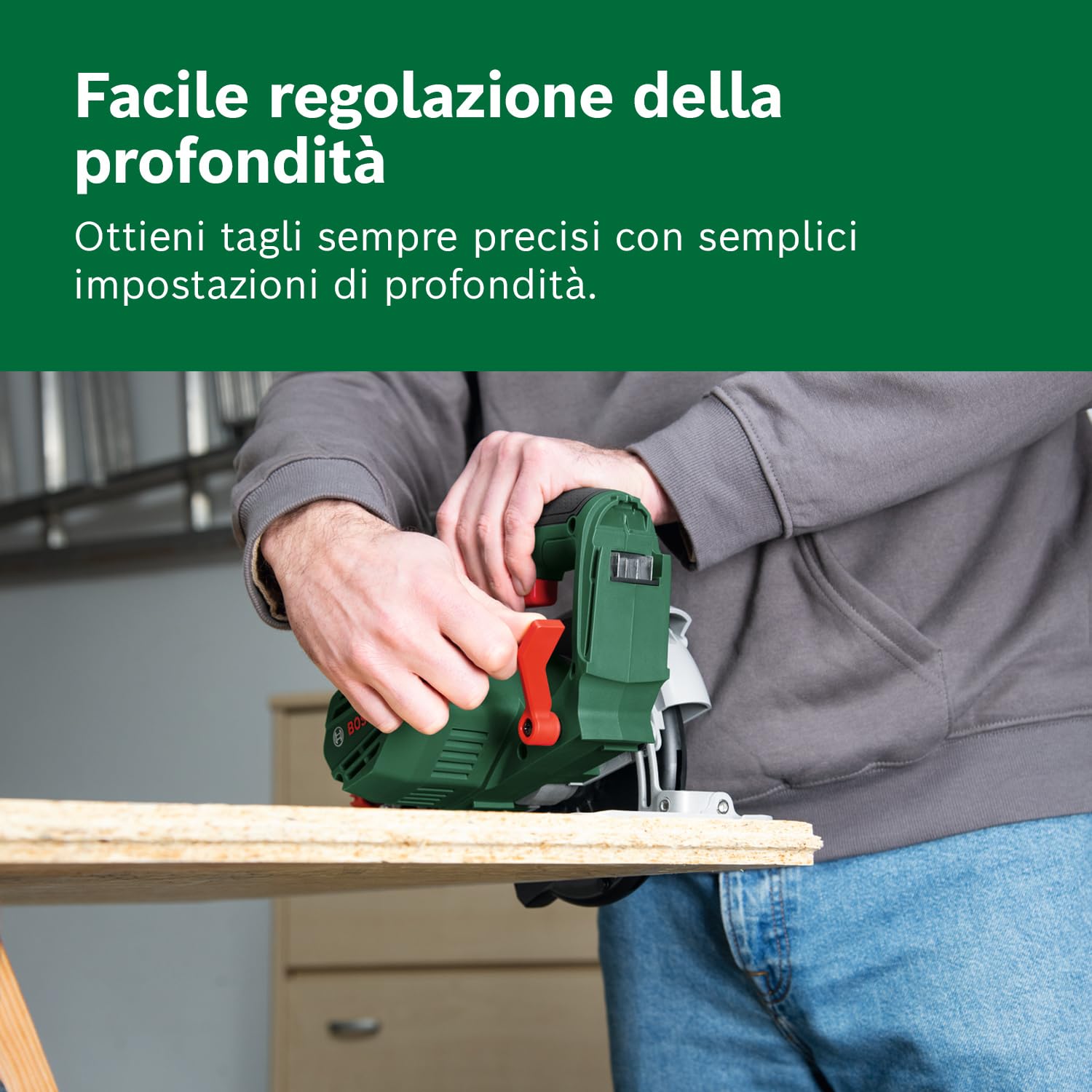 Bosch 18V System Sega circolare a batteria EasyCirc 18V-48 (Taglio di materiali in legno fino a 48 mm; incl. adattatore per aspiratore, guida parallela)