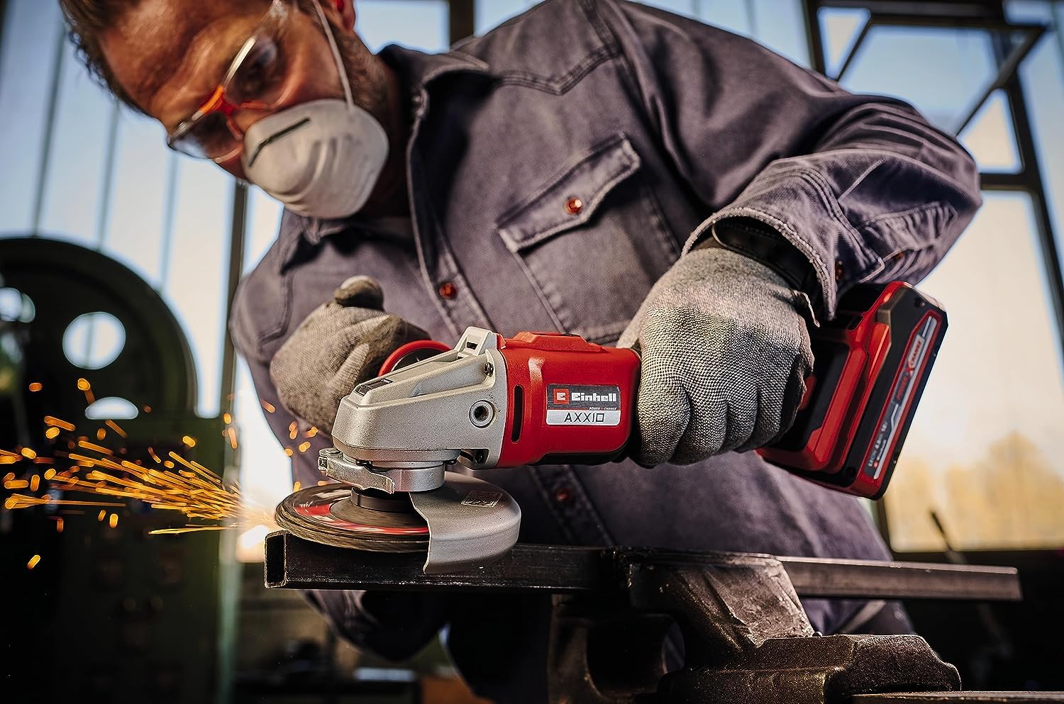 Einhell Akumulatorowa szlifierka kątowa AXXIO 18/115 Q Li-Solo Power X-Change (18 V, Li-ion, Ø115 mm, głębokość cięcia 28 mm, silnik bezszczotkowy, bez tarczy tnącej, bez akumulator + ładowarka)