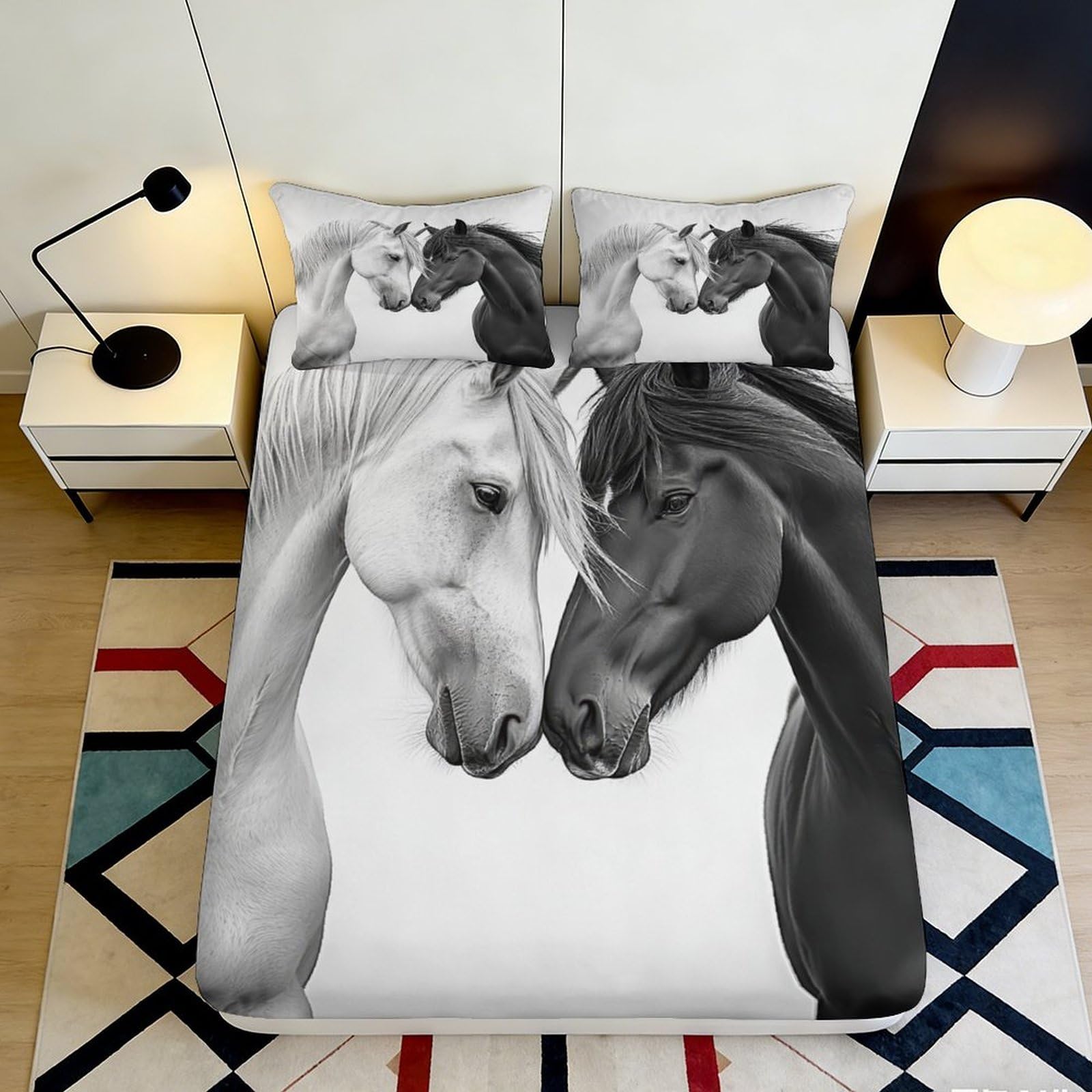3D Printed Black and White Horses Fitted Sheet Microfiber Soft Breathable Horse Couple Bed Cover for Bedroom Dormitory Guest Room Mattress Protection 120x200x25cm