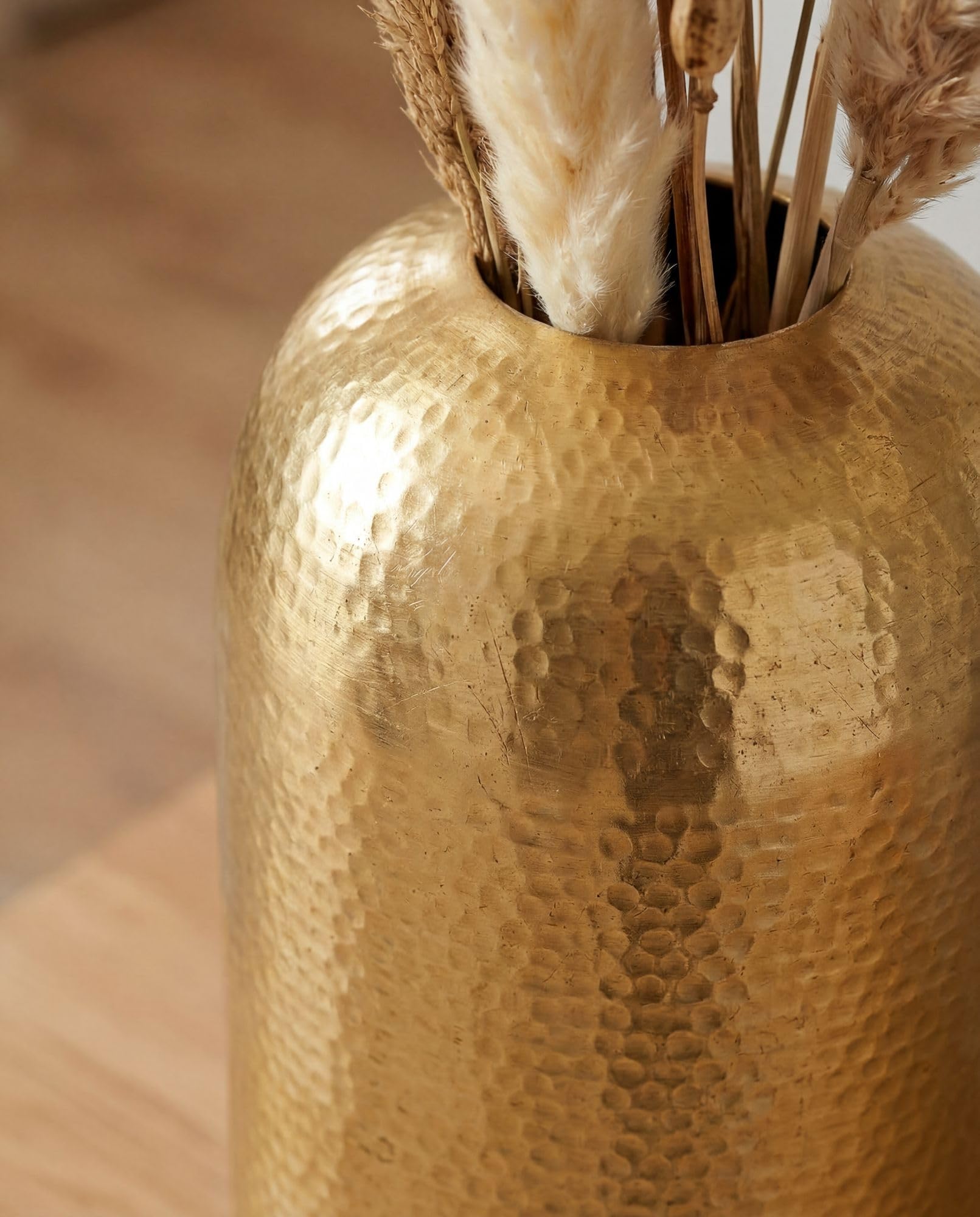 FineBuy Dekovase 45 cm Aluminium Gold, Bodenvase Gehämmert | Standvase in schlanker Form, Blumenvase handgefertigt, Wohndeko für Wohnzimmer, Esszimmer und Flur