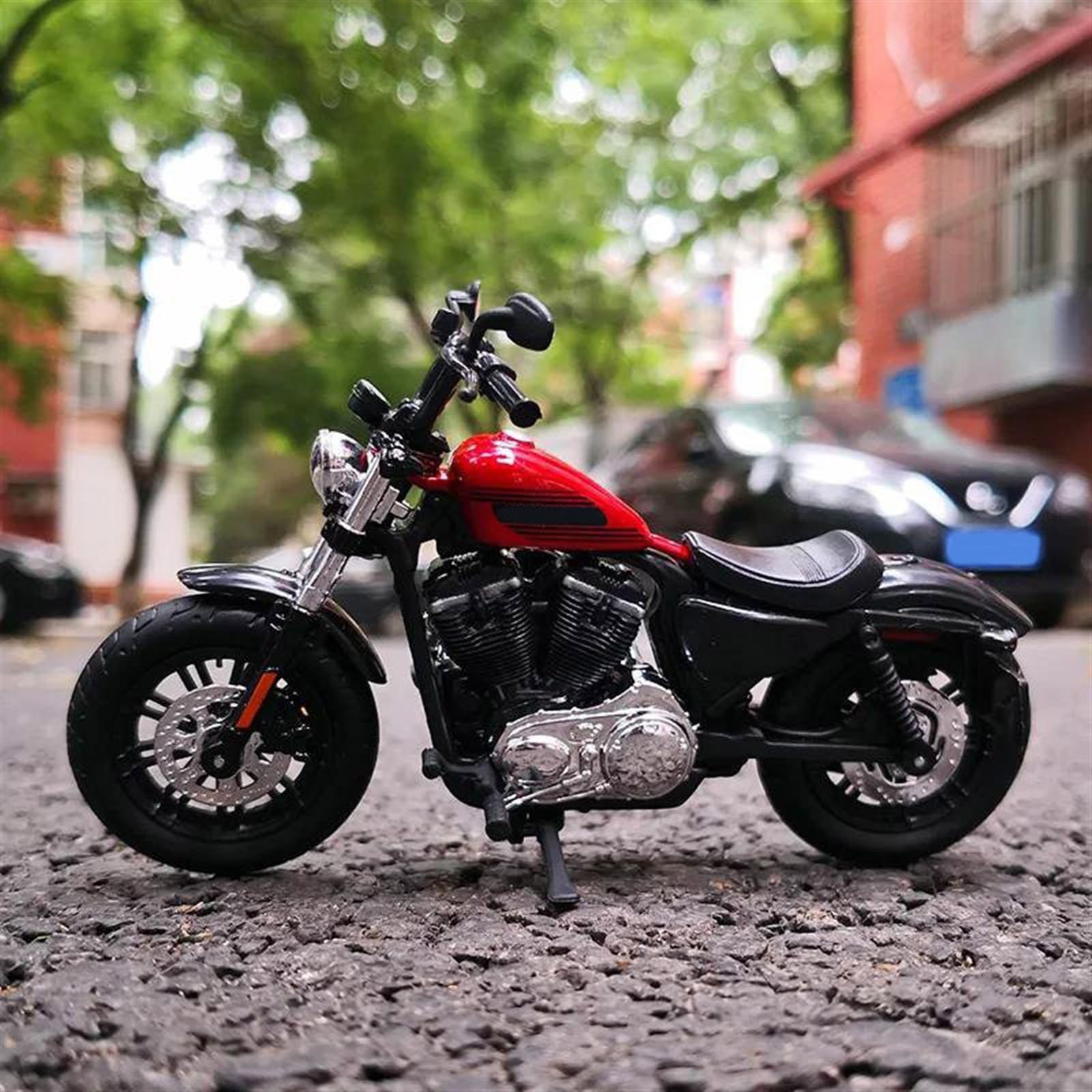 SEYXF Motorbike Toy 1/18 Motorcycle Simulation Diecast Model Collection Birthday Present for Harley Forty-Eight Special(with Foam Box)